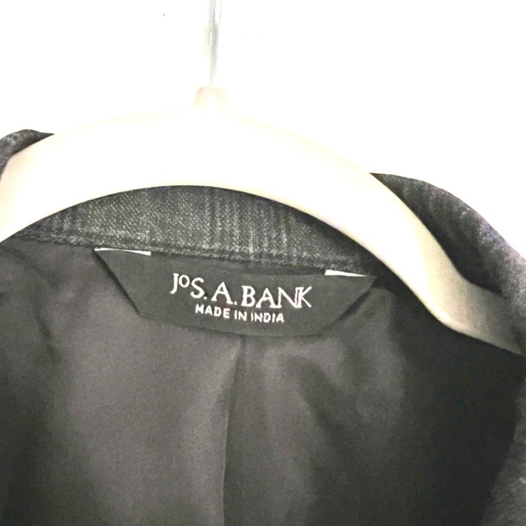 Jos A Bank Wool plaid suit jacket. Sz 40 regular. Blue/Grey. - Picture 2 of 11